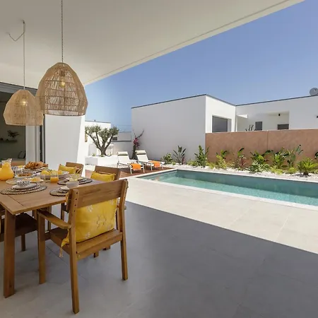 Villa 6 Silver Coast